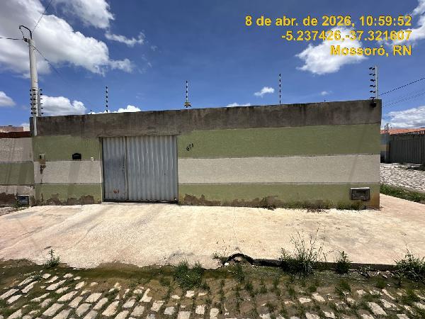 Casa em Mossoró, Alto Do Sumare, Rua Josefa Maria Da Silva, N. 671, Gleba 18, RN. Área: 65.88m2