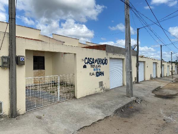 Casa em Horizonte, Carnaubal, Rua Noruega, N. 85-A,, CE. Área: 60.7m2