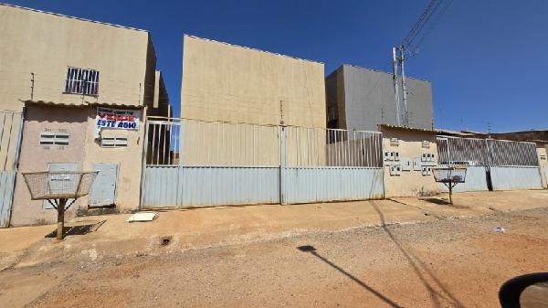 Apartamento em Águas Lindas de Goiás, Chacaras Coimbra, Quadra Quadra B, N. S/N°, Apto 102, Lote 38, Quadra B, GO. Área: 48.33m2