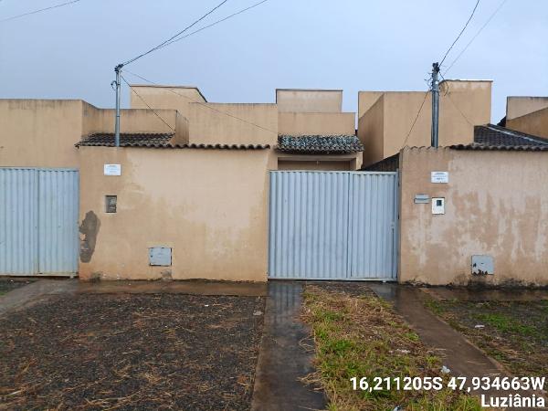 Casa em Luziânia, Parque Alvorada Ii, Avenida Xi, N. S/N, Qd 217 Lt 03 Cs 01, GO. Área: 58m2