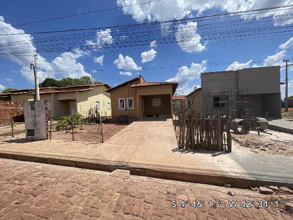 Casa em José de Freitas, Matadouro, Rua Antonio Jurema, N. 32, Lt 03 Qd B, PI. Área: 70.3m2
