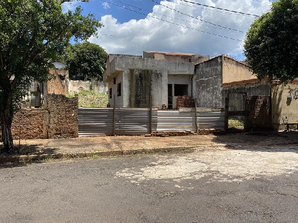 Terreno em Araraquara, Jardim Santa Rosa, Avenida Luiz Mota, N. Sn, Qd 07, Lt 02, SP. Área: 260m2