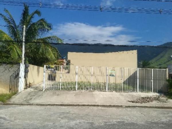 Casa em Nova Iguaçu, Cabucu, Rua Coimbra, N. 382, Casa 05 Lt 25 Qd Q, RJ. Área: 37.67m2