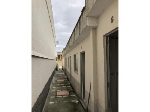 Casa em São Gonçalo, Jardim Catarina, Rua Urucuia Antiga Rua 35 N, N. 1265, Cs 06 Lt 28 Qd 139n, RJ. Área: 45.22m2