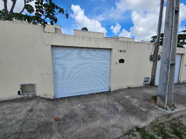Casa em Horizonte, Carnaubal, Rua Noruega, N. 195-A,, CE. Área: 60.7m2