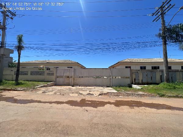 Apartamento em Águas Lindas de Goiás, Parque Da Barragem Setor 11, Quadra 85, N. S/N, Apto 201, Pravimento 01, Bl K, Lt 11, Cj A, Seto, GO. Área: 69.85m2