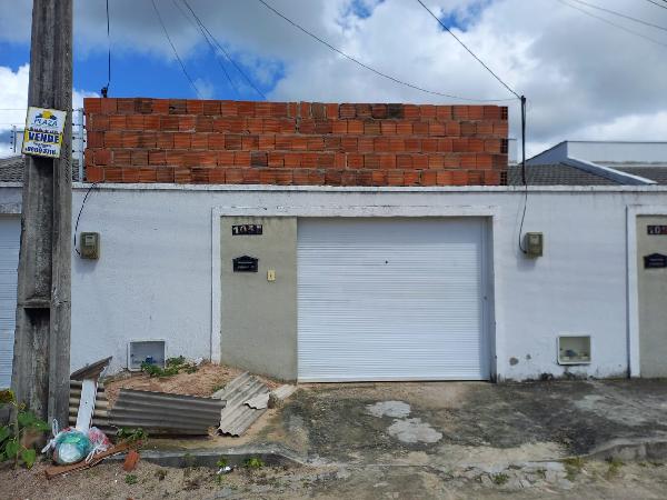 Casa em Horizonte, Mal Cozinhado, Rua PanamÁ, N. 105-B,, CE. Área: 72.93m2