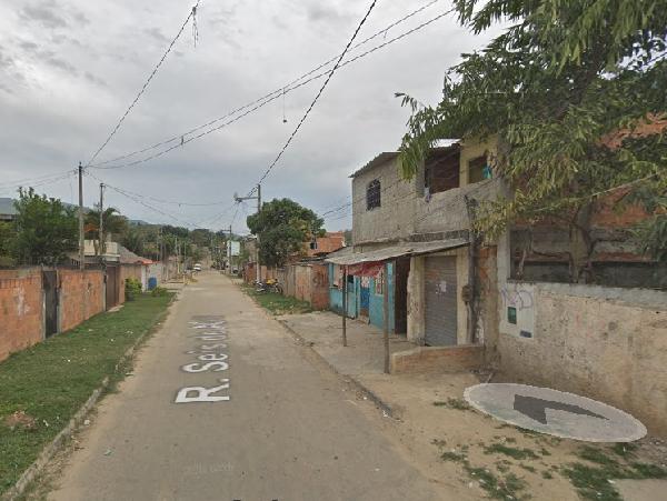 Casa em Nova Iguaçu, Ipiranga, Rua Seis De Abril, N. 41,, RJ. Área: 38.76m2