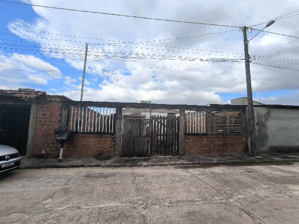 Casa em Santa Bárbara do Pará, Centro, Rodovia Augusto Meira Filho Travessa Gaivota, N. Sn, Lt 100 Qd H Km 14, PA. Área: 69.88m2