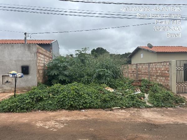 Terreno em Frutal, Xv De Novembro, Rua Castro Alves, N. Sn, Lote 04, Quadra 02, MG. Área: 180m2