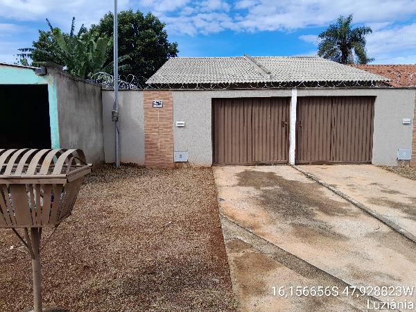 Casa em Luziânia, Parque Industrial Mingone, Quadra 154, N. Sn, Cs 01, Lt U, Av 03, GO. Área: 79.14m2