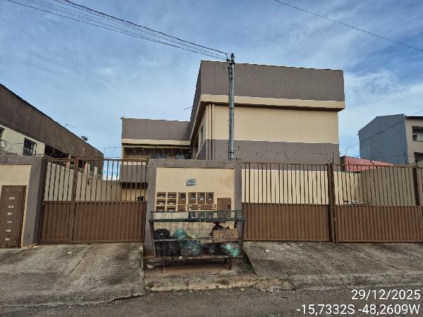 Apartamento em Águas Lindas de Goiás, Mansoes Village, Rua 32, N. Sn, Apto 101, Lt 09 Q C37 Terreo, GO. Área: 73.38m2
