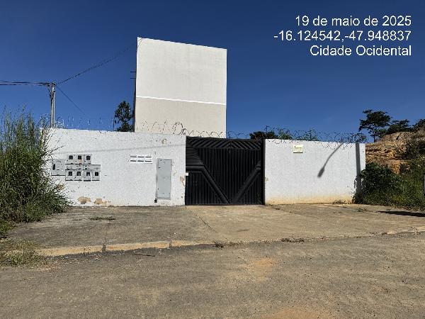 Apartamento em Cidade Ocidental, Pq Napolis Gleba B, Quadra 70, N. Sn, Apto 201, Lt04 Pav01  Rua 30 Vg201, GO. Área: 48.85m2