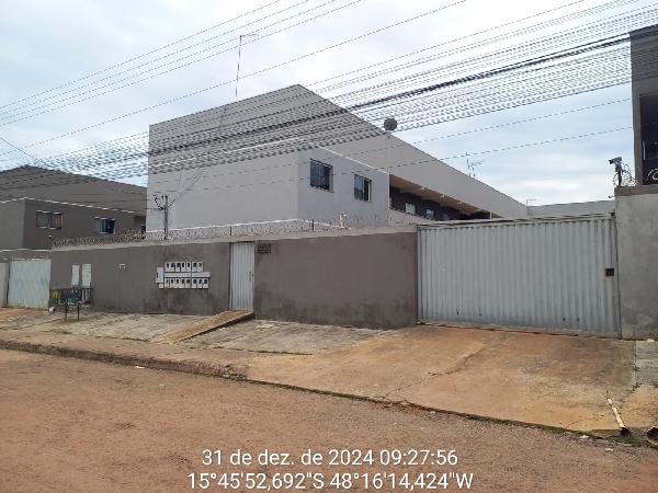 Apartamento em Águas Lindas de Goiás, Parque Da Barragem Setor 04, Quadra 12, N. Sn, Apto 104, Lt 09, Cj A, Rua 03, GO. Área: 64.68m2