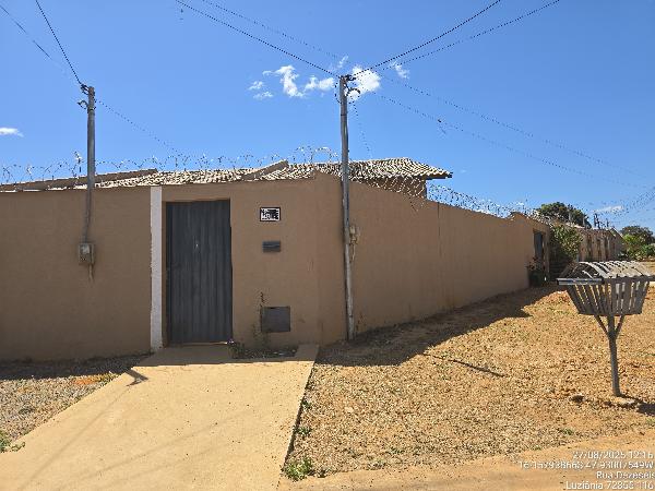 Casa em Luziânia, Parque Industrial Mingone, Qd 116, N. Sn, Cs 02 Lt F  Rua Pernambuco E Rua  16, GO. Área: 71.2m2