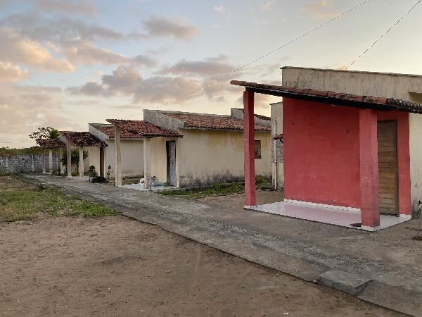 Casa em Extremoz, Area Litoranea, Rua Padre Gaspar De Sampere, N. 907, Cs 01 Lt 46a Qd E, RN. Área: 51.35m2