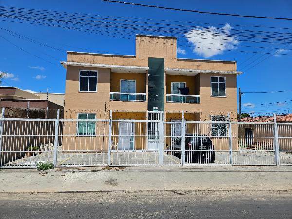 Apartamento em Horizonte, Buenos Aires, Rua Rafael Santos, N. 1446, Apto 103, Bl Unico Vg 04, CE. Área: 51.95m2