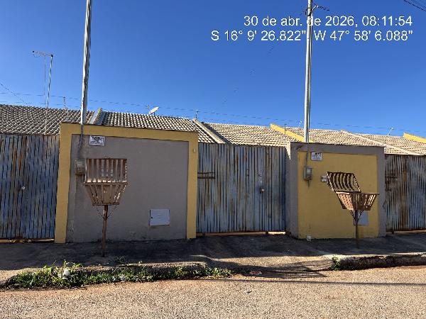 Casa em Luziânia, Parque Estrela Dalva Ix, Rua 186, N. Sn, Cs 03 Lt 08a Qd 391, GO. Área: 80.05m2