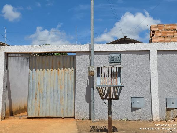 Casa em Luziânia, Cidade Industrial Fracaroli, Rua 10, N. Sn, Casa 02, Lote 03, Quadra 33, GO. Área: 60.64m2