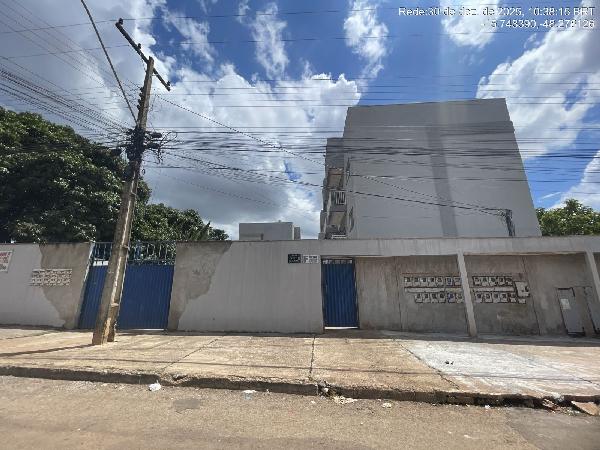 Apartamento em Águas Lindas de Goiás, Parque Da Barragem Setor 08, Qd 22 Lt 13, N. Sn, Apto 102, St 08 Cj A, GO. Área: 61.25m2