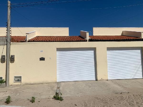 Casa em Horizonte, Dourado, Rua Maria Jose Nascimento De Alecim, N. 41f, Carnaubal, CE. Área: 60.7m2
