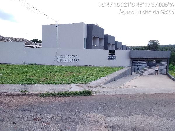 Casa em Águas Lindas de Goiás, Jardim Aguas Lindas Ii, Quadra 28, N. Sn, Lt 65, Duplex 16,, GO. Área: 83.54m2