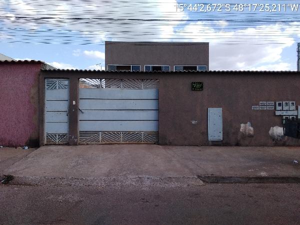 Apartamento em Águas Lindas de Goiás, Jardim Da Barragem Iii, Quadra 06, N. Sn, Apto 101, Lt 43 Rua 04, GO. Área: 62.16m2