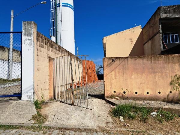 Casa em Nova Iguaçu, Valverde, Rua Colorado, N. 468, Cs 03, Lt 28, RJ. Área: 49.15m2