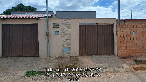 Casa em Luziânia, Cidade Industrial Fracaroli, Rua 12, N. Sn, Casa 02, Lt 14, Qd 27, GO. Área: 69.75m2