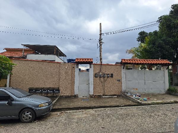 Casa em São Gonçalo, Pacheco, Rua Simplicio Da Veiga, N. 79, Cs 02 Lt 15 Qd 06, RJ. Área: 45.1m2