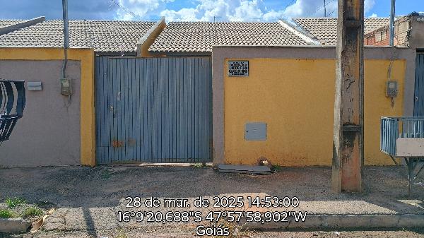 Casa em Luziânia, Parque Estrela Dalva Ix, Quadra 363, N. Sn, Casa 03 Lote 01a, Rua 187, GO. Área: 81.37m2