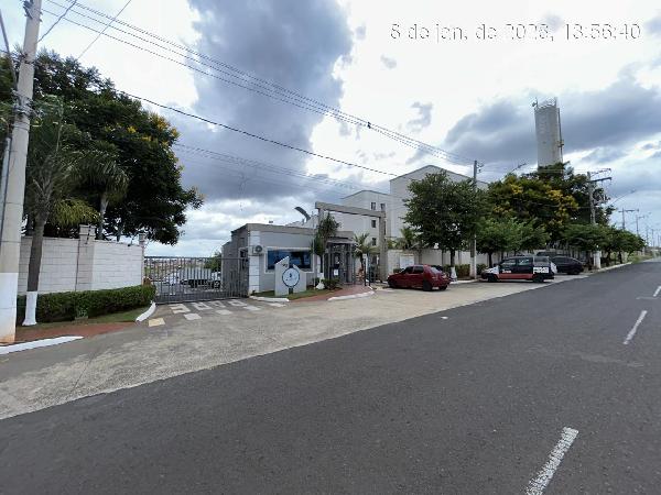 Apartamento em Uberaba, Loteamento Reserva Ushuaia, Avenida Laerte De Oliveira, N. 405, Apto 401, Bl 19, Vg 333, MG. Área: 40.28m2