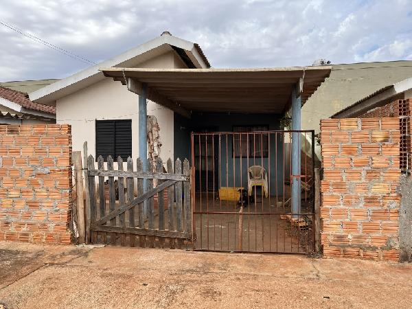Casa em Londrina, Conjunto Habitacional Milton Gavetti, Rodovia Carlos Joao Strass, N. 13983, Cs  86  Qd 01  Lt 86, PR. Área: 54.7m2