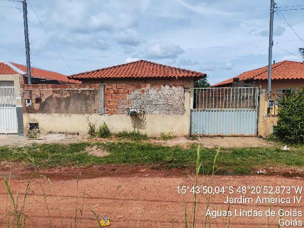 Casa em Águas Lindas de Goiás, Jardim America Iv, Quadra Quadra 106, N. S/N, Lt 37, Rua 35, GO. Área: 67.92m2