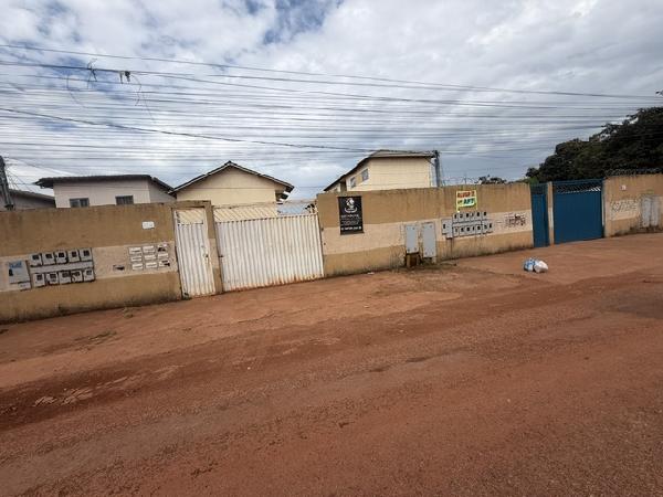 Apartamento em Águas Lindas de Goiás, Parque Da Barragem Setor 11, Quadra 93 Conjunto B, N. Sn, Apto 103, Conjunto B Setor 11 Terreo, GO. Área: 53.19m2