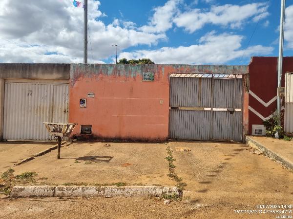 Casa em Luziânia, Parque Industrial Mingone, Quadra Quadra 151, N. Sn, Casa 02,Lote J Qd. 151 Vg. 02, GO. Área: 75.77m2