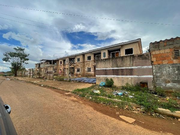 Apartamento em Cidade Ocidental, Mansoes Recreio Estrela D'alva I, Quadra 18, N. Sn, Apto 201, Bl B, Lt 01, GO. Área: 54.5m2