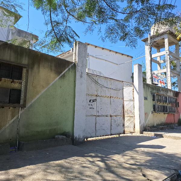 Casa em São Gonçalo, Marambaia, Rua Itaperuna, N. 307, Cs 201, Lt 31, Qd 09, RJ. Área: 47.53m2