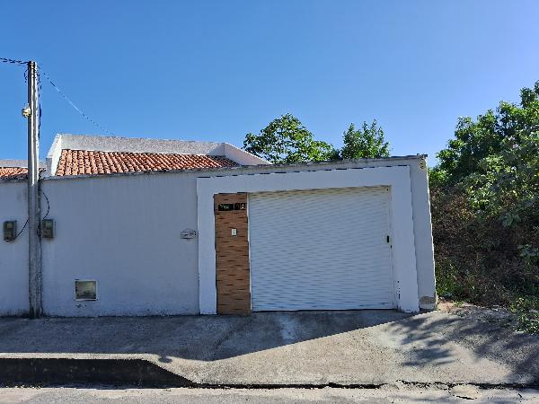 Casa em Horizonte, Alto Alegre, Rua José Néris Da Silva, N. 2991a, Cs A Lt 01, CE. Área: 72.51m2