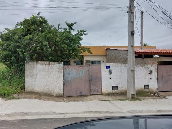 Casa em São Gonçalo, Vista Alegre, Rua Canada, N. 451, Cs Base, RJ. Área: 47.97m2