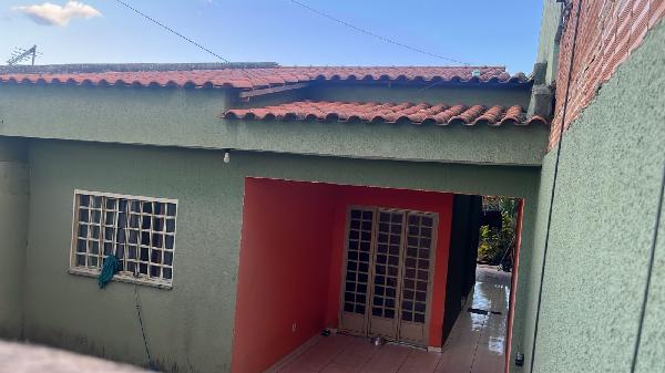 Casa em Santo Antônio do Descoberto, Parque Estrela Dalva Xi, Quadra 94, N. Lt 13b, Rua 114, GO. Área: 65.25m2