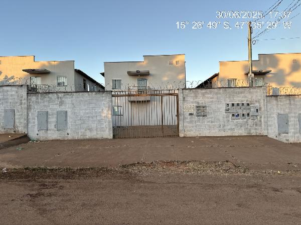 Apartamento em Planaltina, Setor Leste, Quadra 6, N. Sn, Apto 102, Mr04 Lt13 Vg102, GO. Área: 48.43m2
