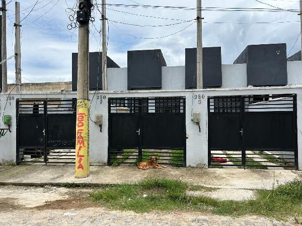 Casa em Nova Iguaçu, Ipiranga, Rua Dez, N. 280, Casa 02 Lt 28 Qd I, RJ. Área: 31.54m2