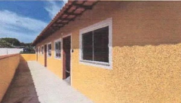 Casa em São Gonçalo, Monjolos, Rua Itabage, N. 254, Cs Base, RJ. Área: 39.36m2