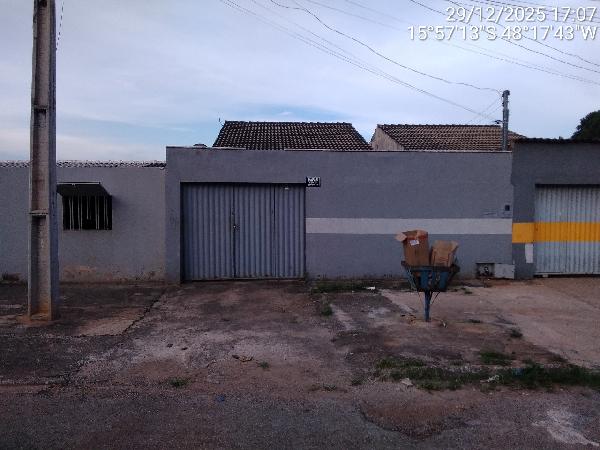 Casa em Santo Antônio do Descoberto, Parque Estrela Dalva Xii, Rua Alaide Soares Dutra, N. S/N, Qd 55 Lt 15b, GO. Área: 69.93m2