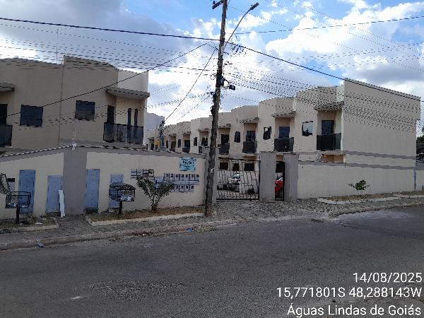 Casa em Águas Lindas de Goiás, Mansoes Odisseia, Quadra 20b, N. Sn, Lt 14 Rua 10 Duplex 12, GO. Área: 92.74m2