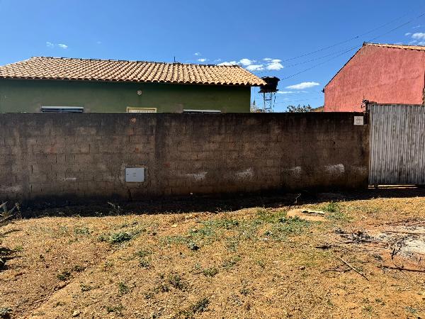 Casa em Cocalzinho de Goiás, Lot Girassol, Rua 19, N. Sn, Qd 18, Lt 11a, GO. Área: 55.5m2