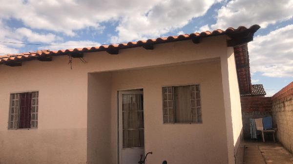 Casa em Águas Lindas de Goiás, Mansoes Ilha Bela, Quadra D 03, N. Sn, Cj B Lt 01a-21 Rua 19, GO. Área: 63.46m2