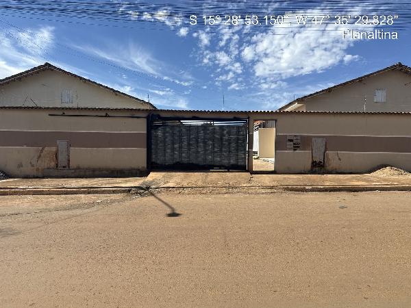Casa em Planaltina, Jardim Paqueta, Quadra 116 Lote 05 Rua ConsolaÇÃO, N. Sn, Cs 05 I, GO. Área: 54m2