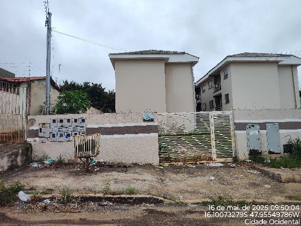 Apartamento em Cidade Ocidental, Parque Araguari, Rua Fortaleza, N. Sn, Apto 301, Qd 18, Lt 10, GO. Área: 41.91m2